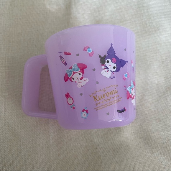 NEW Sanrio Purple Plastic Cup - Picture 5 of 5